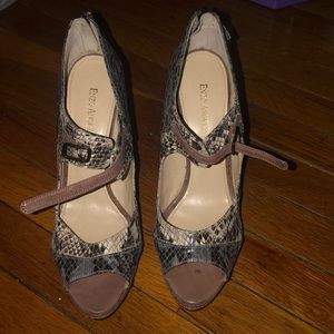 Enzo Angiolini snake print, zip back, buckle, 9.5